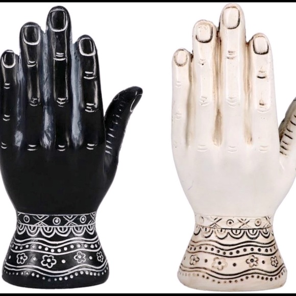 Hamsa Hand figures set of two (1 black, 1 white) - Picture 2 of 2